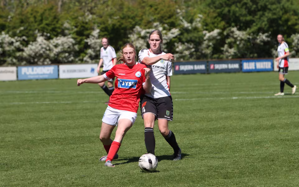 Varde U-19 piger sejrer hjemme