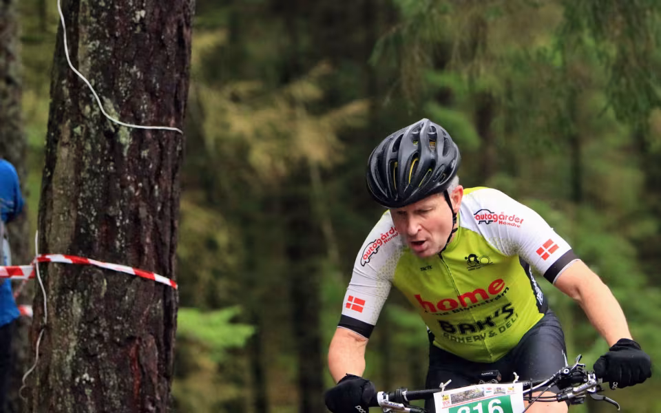 Mountainbike ryttere imponerede trods vådt vejr
