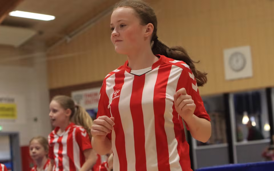 Forårsopvisning styrker integration i Outrup