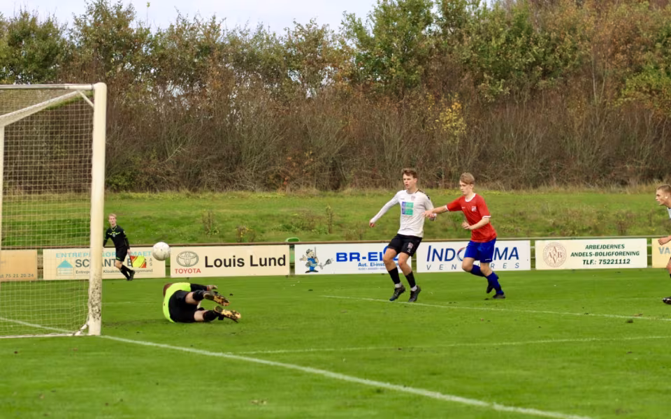 Varde IF Fodbold Nedrykning Og Sejre