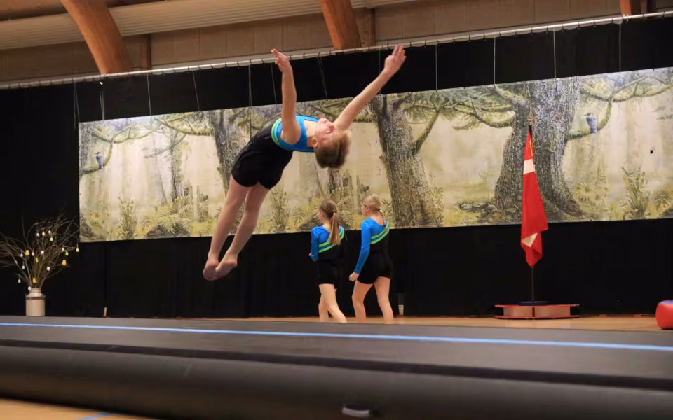 Forårsstemning i Outrup med GUB Gymnastik