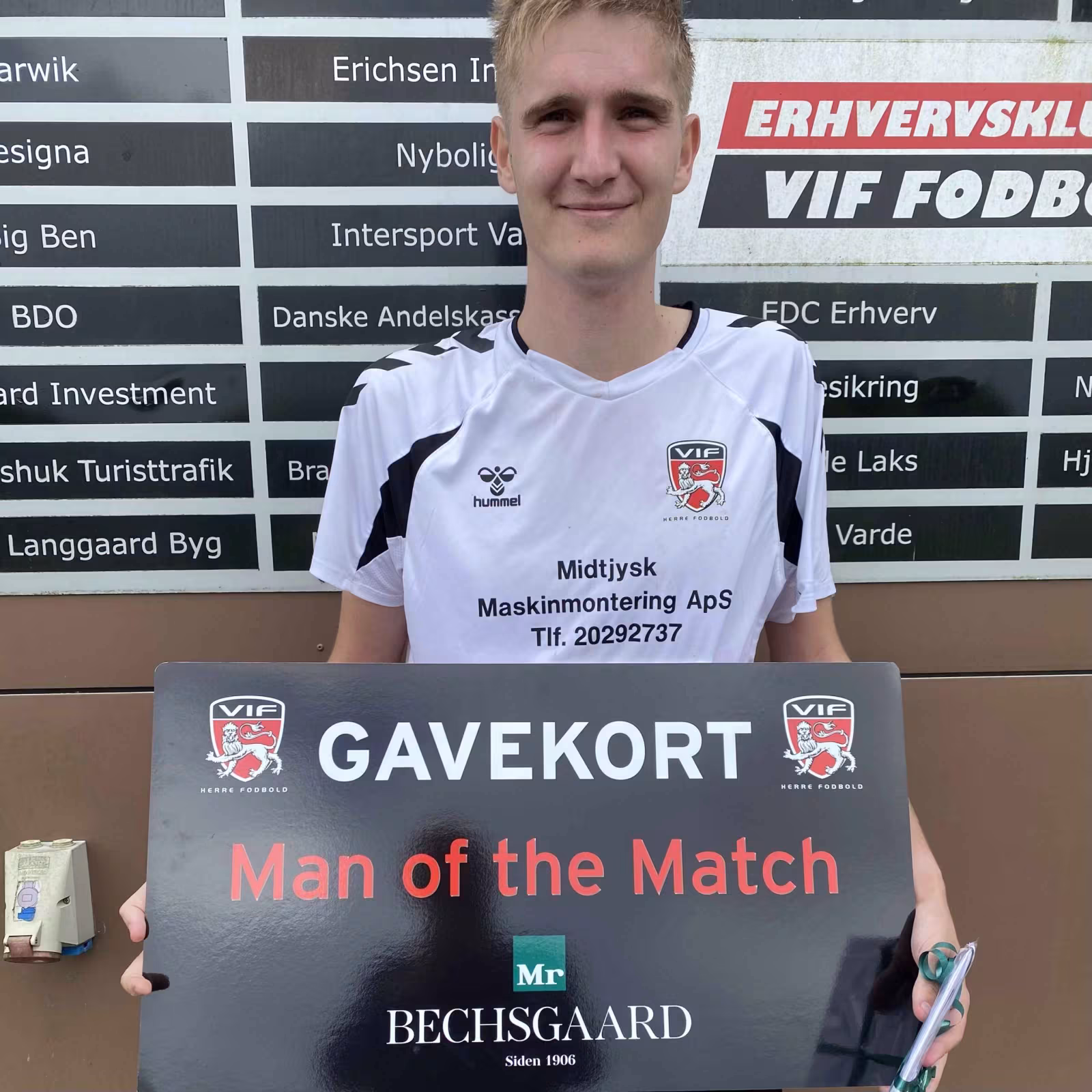 Jacob og Man of tre Match Jacob Nielsen