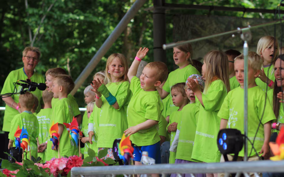 Musikfest samlede generationer i Outrup
