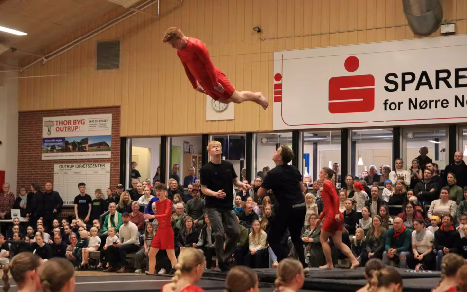 Forårsstemning i Outrup med GUB Gymnastik