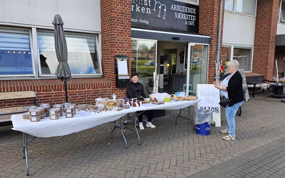 blev Ølgod midtby forvandlet til en festlig oase under arrangementet Late Night.