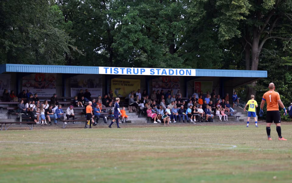 HTS-serie 1 åbner efterårssæsonen med fortjent 3-0-sejr - Se filmklip fra kampen