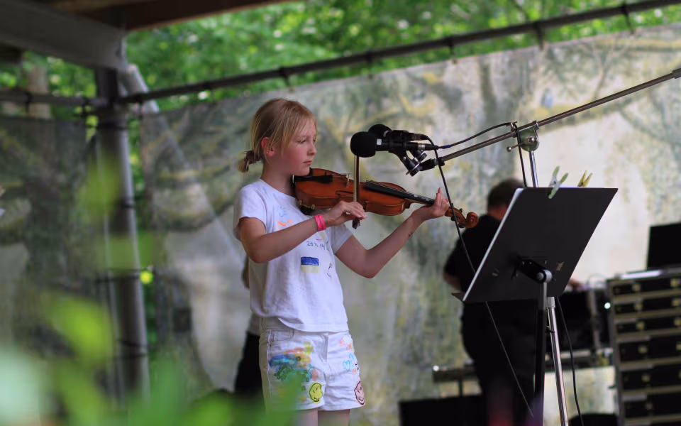 Musikfest samlede generationer i Outrup