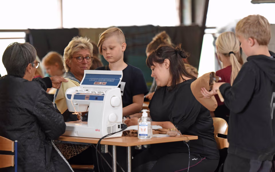 RIKA har besøg af 30 børn fra hele kommunen og masser af frivillige hjælpere.