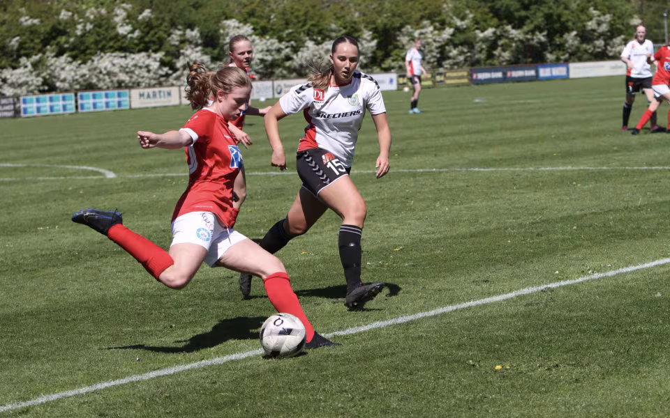 Varde U-19 piger sejrer hjemme