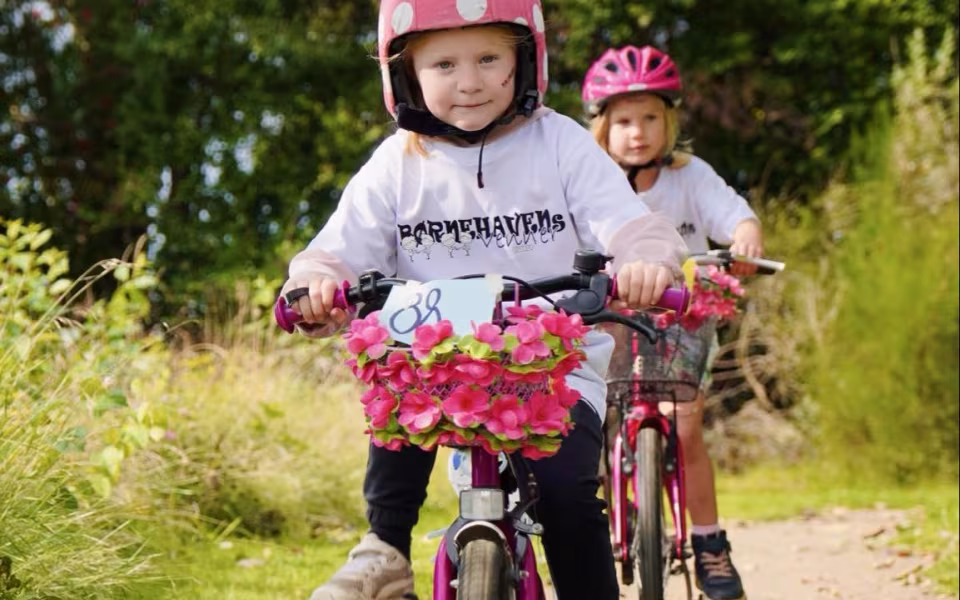 Cykelsponsorløb  i børnehave indsamler 12.000 kr