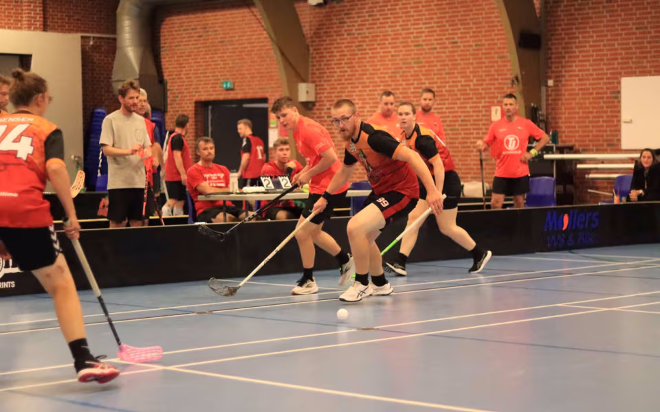 Floorball-sæson skudt i gang