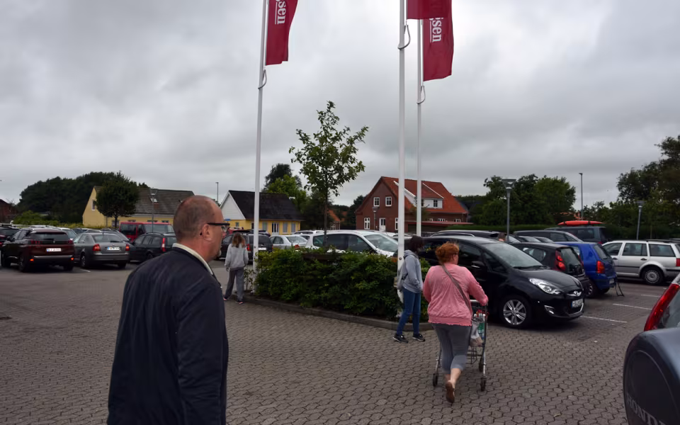 Fyldte parkeringspladser kendetegner Nr Nebel, også om søndagen