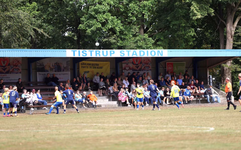 HTS-serie 1 åbner efterårssæsonen med fortjent 3-0-sejr - Se filmklip fra kampen