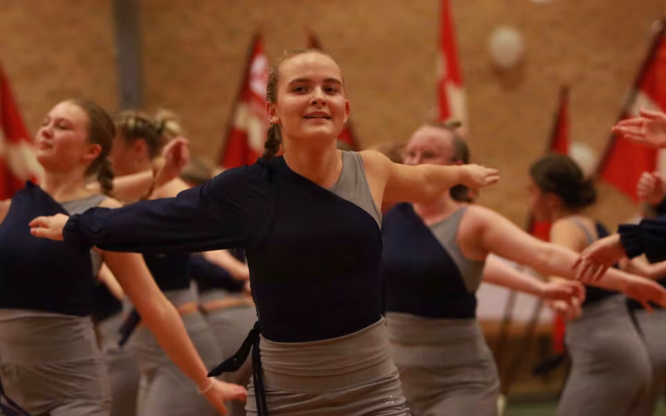 Seniorer fejrer gymnastik og fællesskab