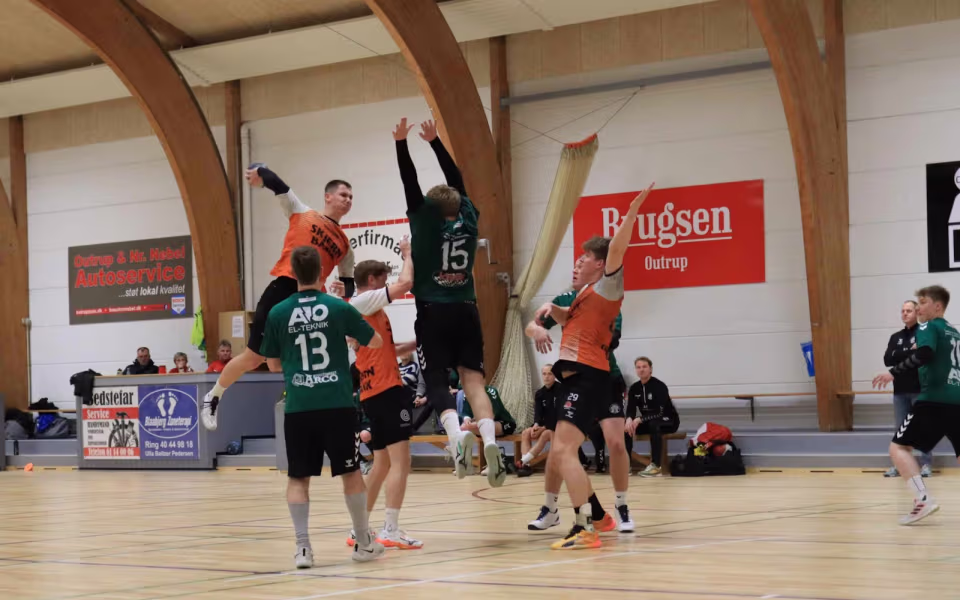 Blåbjerg HK herrer på førstepladsen
