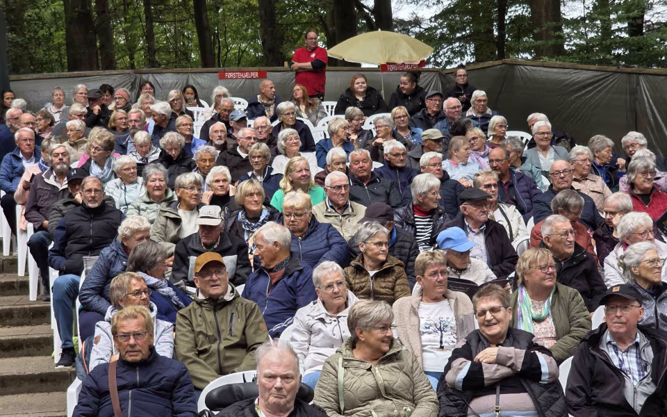 Billeder fra Ølgod Sommerspil 2025 mandag aften.
