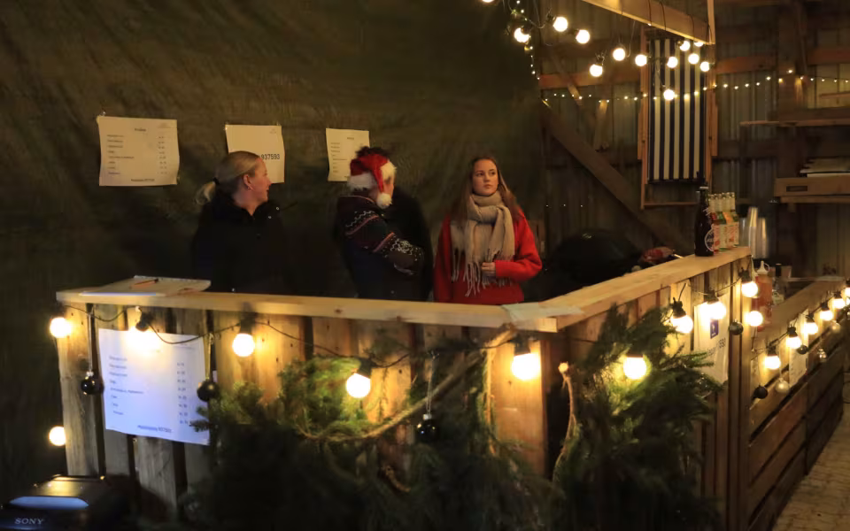 Mange nød julestemning på Axelgaard