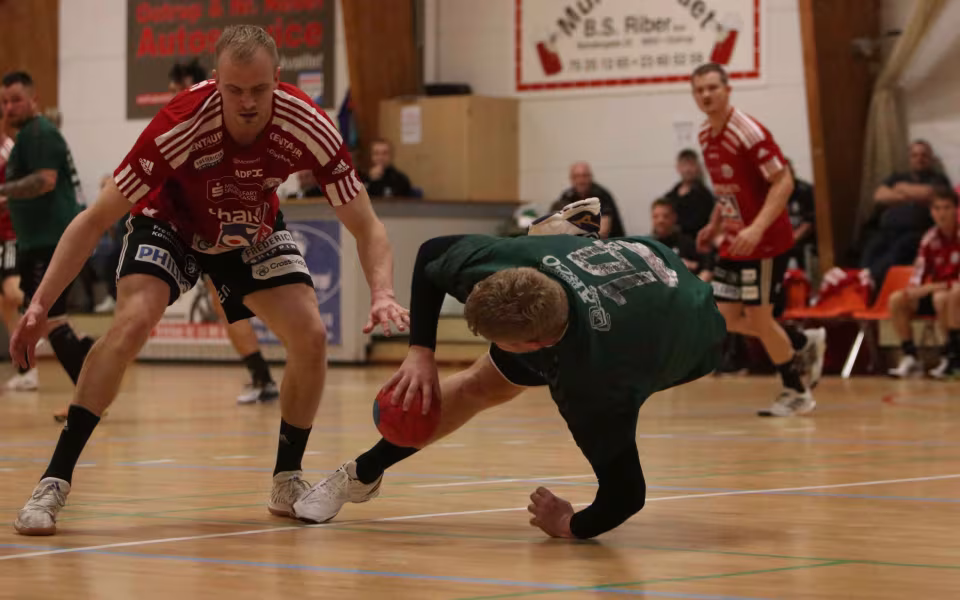 Blåbjerg HK  fejrer håndboldfest trods nederlag
