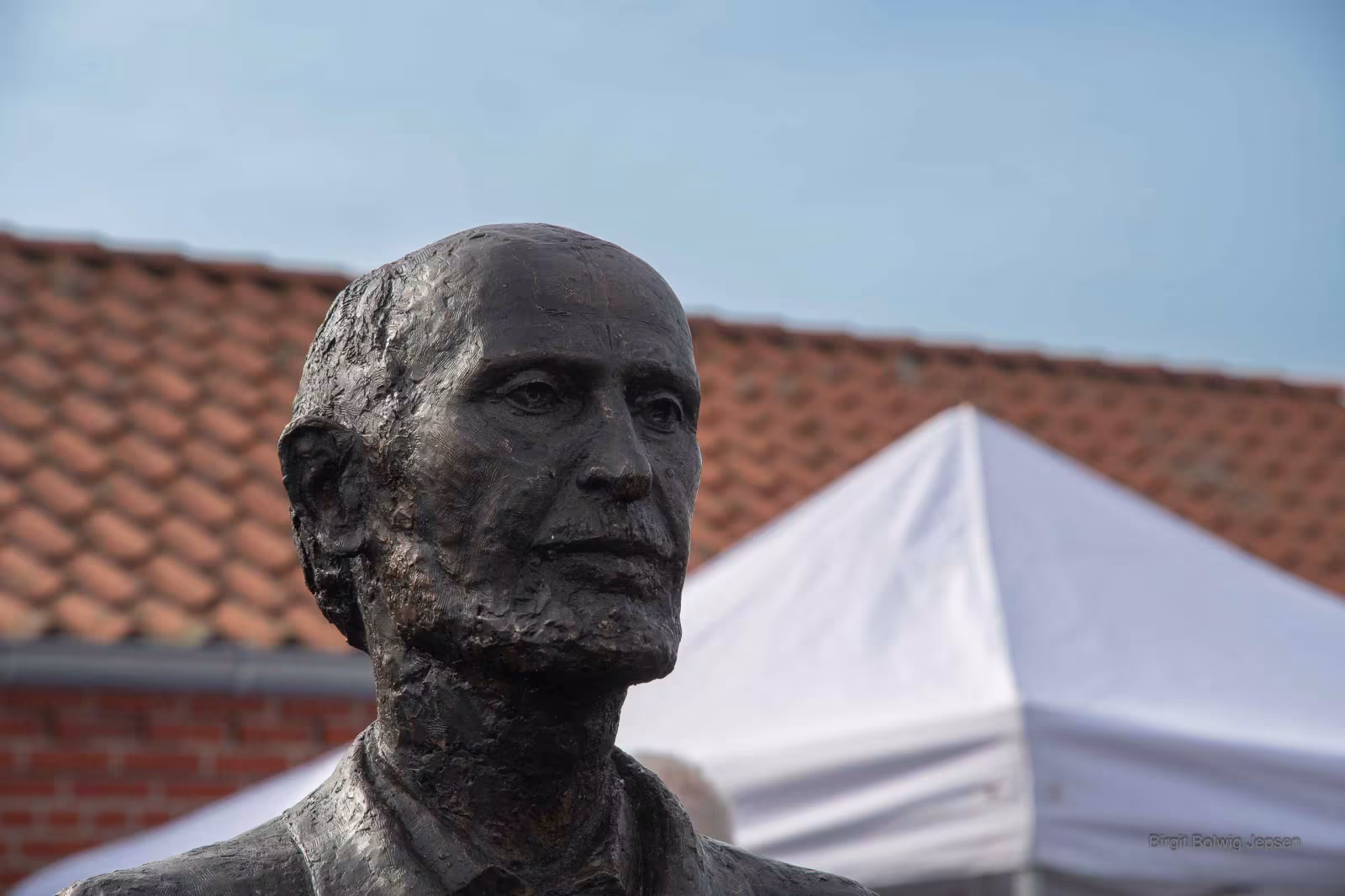 Statue af Otto Frello