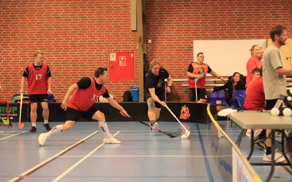Floorball-sæson skudt i gang