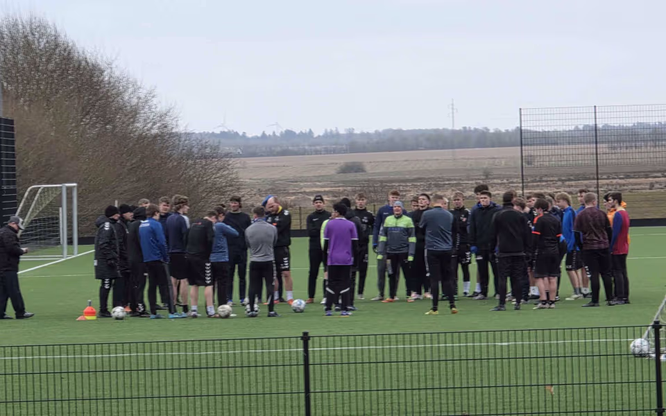 HTS Herre fodbold skød sæsonen i gang på en iskold januar dag.