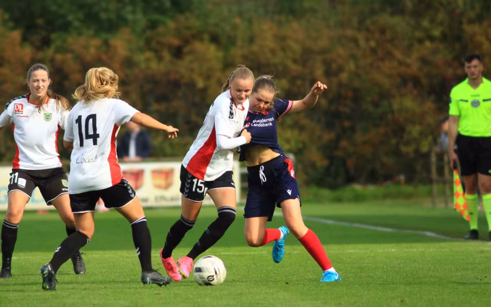 Varde IF vinder over AaB 2-1