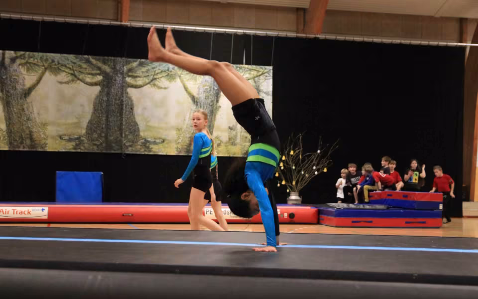 Forårsstemning i Outrup med GUB Gymnastik