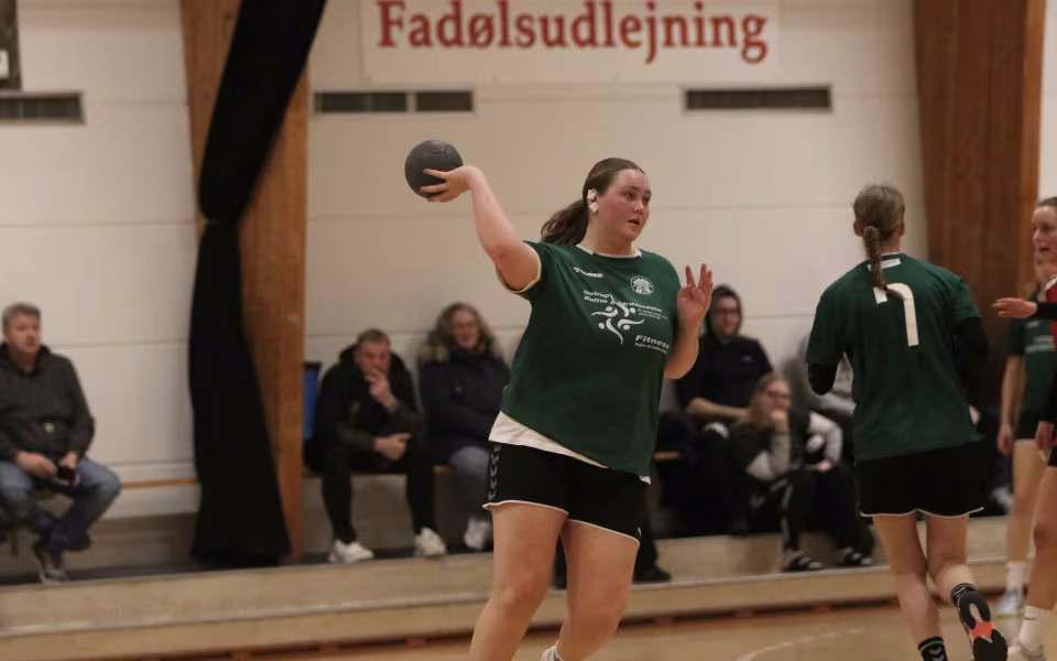 Blåbjerg HK Serie 2 damer triumferer med sejr