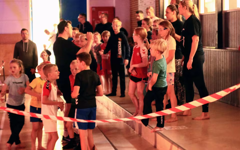 Stor succes med Pizza og Fredagsfun