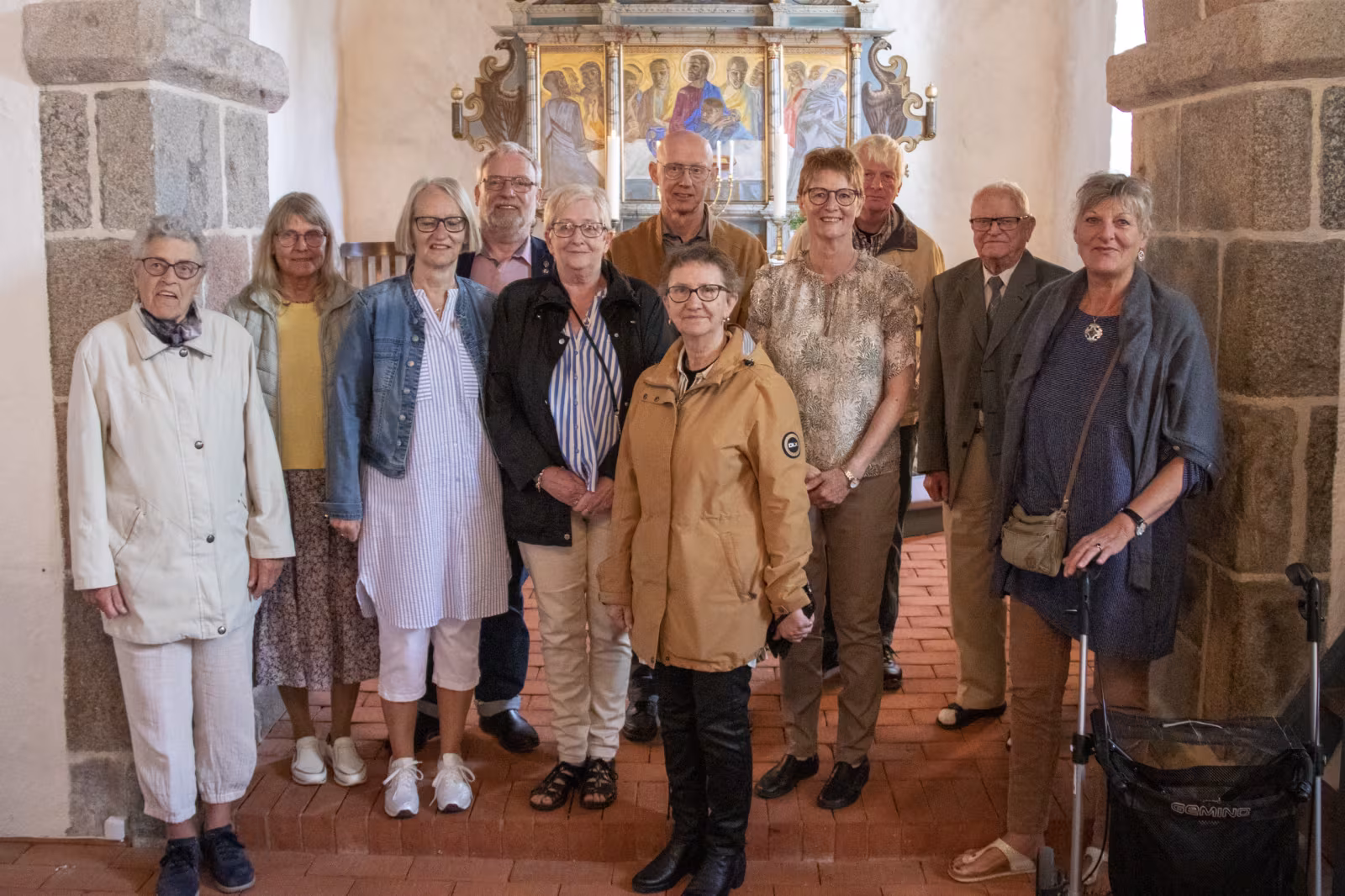 Fra venstre: Lærer Birte Nielsen(Jørgensen), Frida Sørensen, Anne Helene Klagenberg(Thomsen), Peter Bouvin, Else Marie Nielsen, Klara Kirstine Madsen (Jepsen), Ole Johansen, Kirstine V. Sørensen, Kaj Jensen, Lærer Svend Haahr Hansen, Hanne Pontoppidan