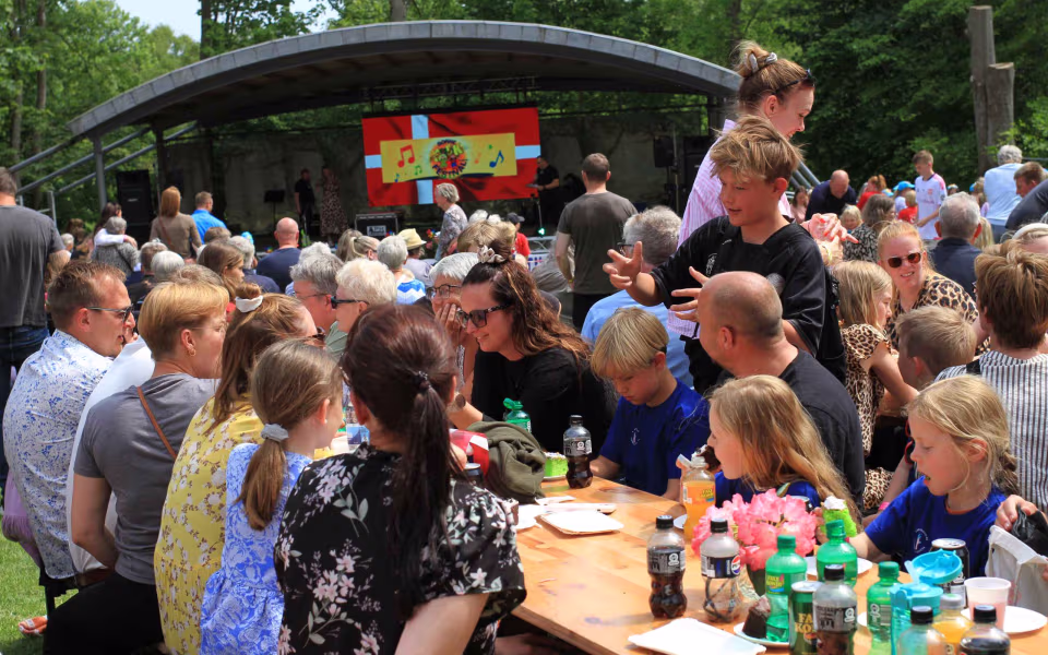 Musikfest samlede generationer i Outrup