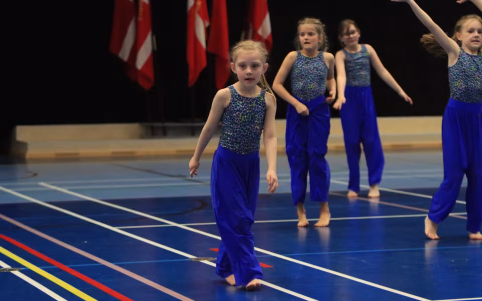 Mini Dancers Fra Outrup Strålede