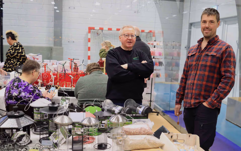 Julemarked samlede Billum i hallen