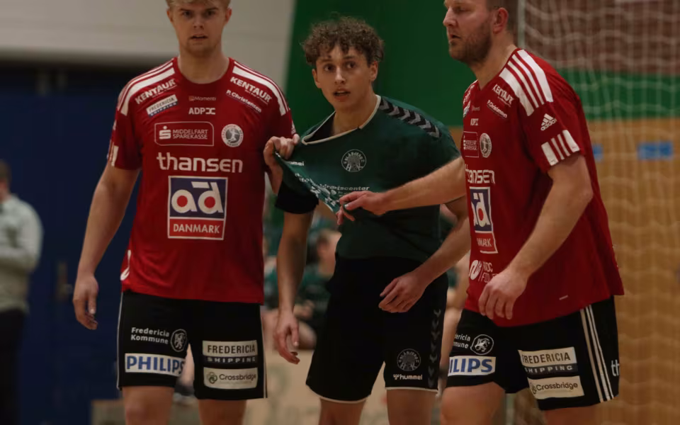 Blåbjerg HK  fejrer håndboldfest trods nederlag