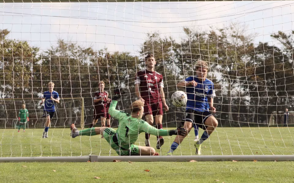 Oksbøl vakler på toppen