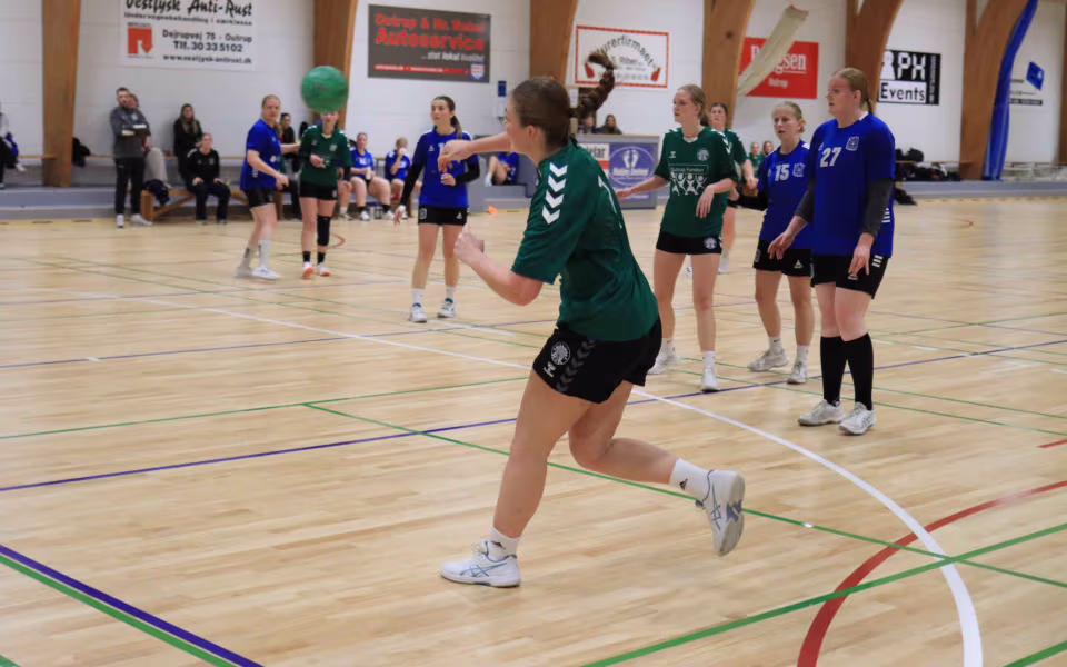 Blåbjerg HK herrer på førstepladsen