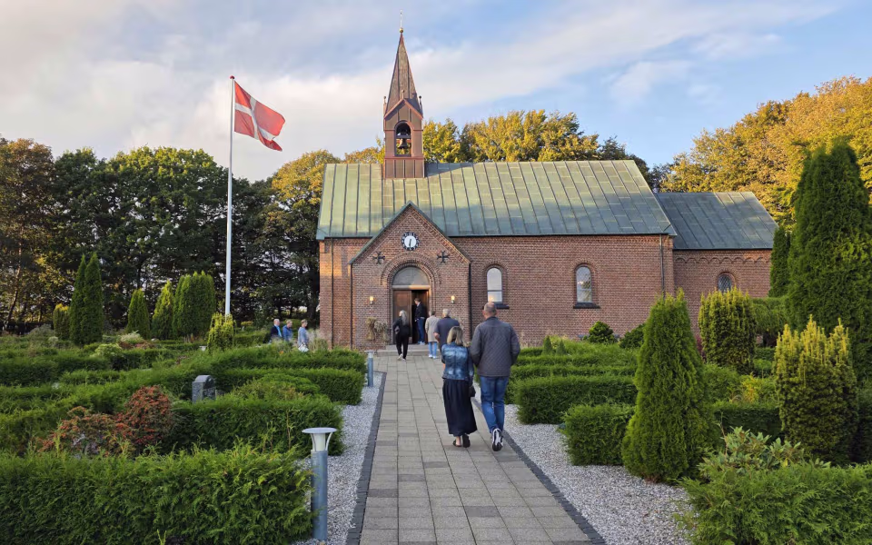 Billeder fra intim koncert med Mathilde Falch i Bejsnap Kirke