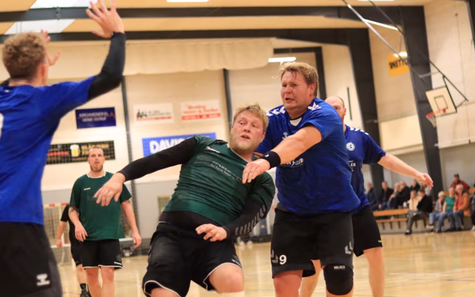 Begge Blåbjerg Hold Led Nederlag