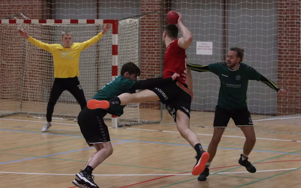 Blåbjerg HK  fejrer håndboldfest trods nederlag