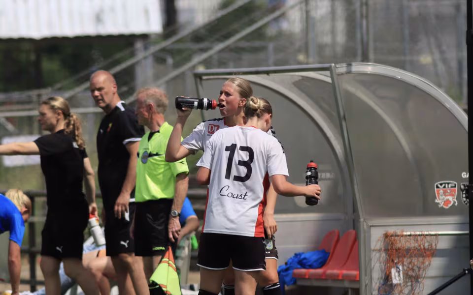 Varde kvinder taber til bundhold