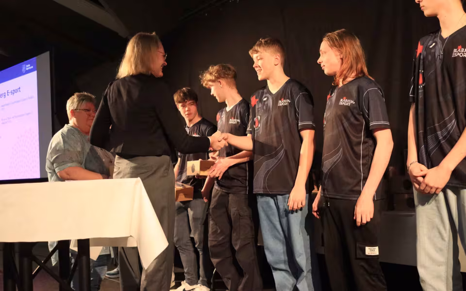 NNGU Blåbjerg E-sport hyldet som mestre