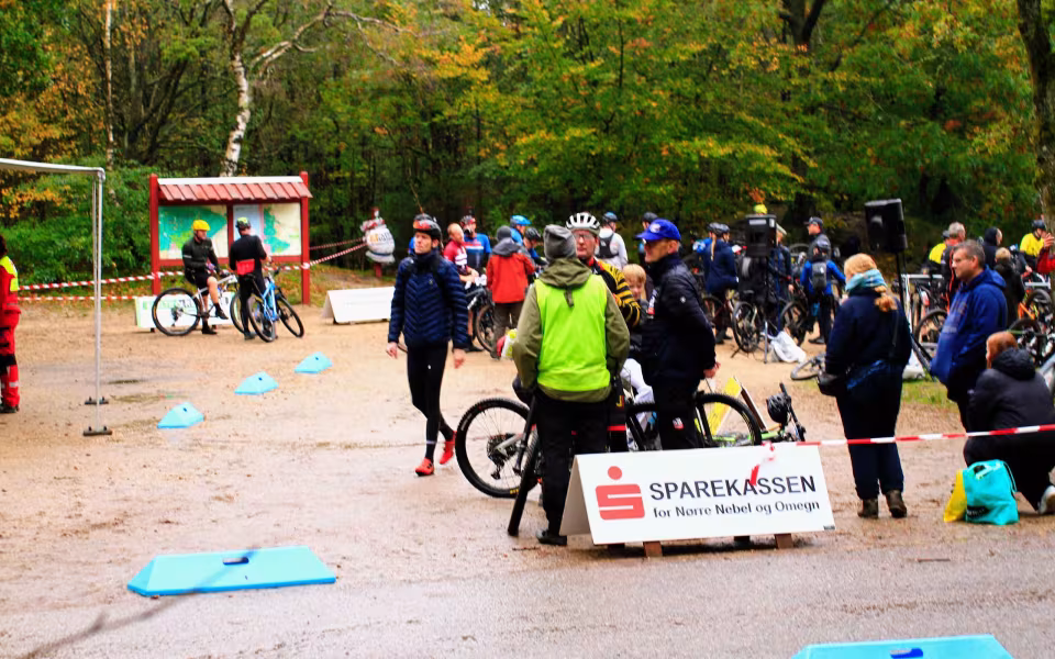 Mountainbike ryttere imponerede trods vådt vejr