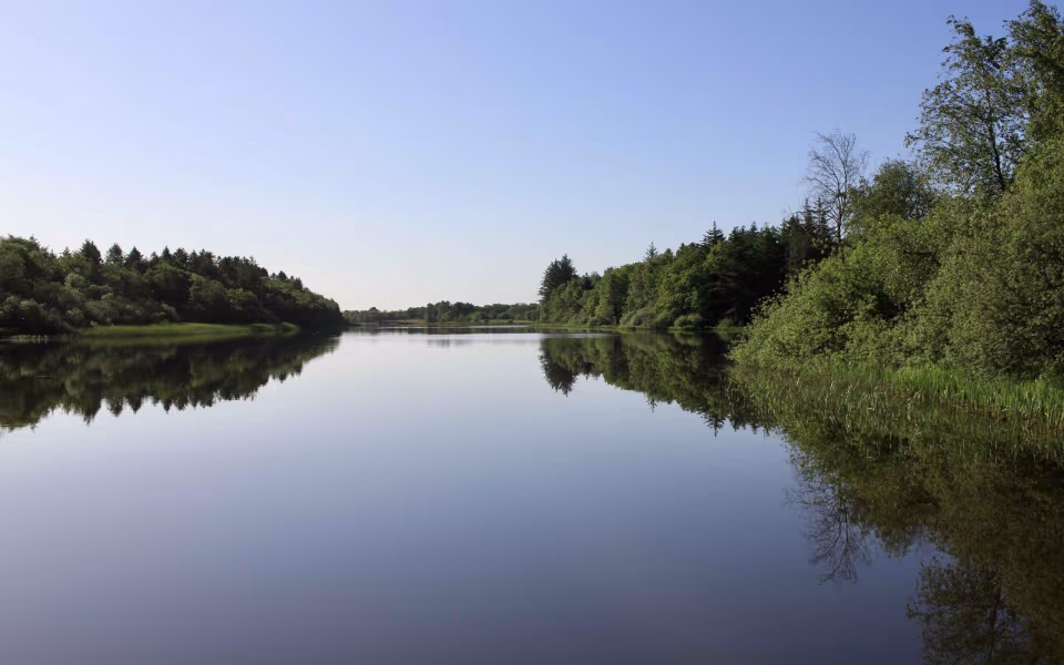 Morgenro ved Karlsgårde Sø
