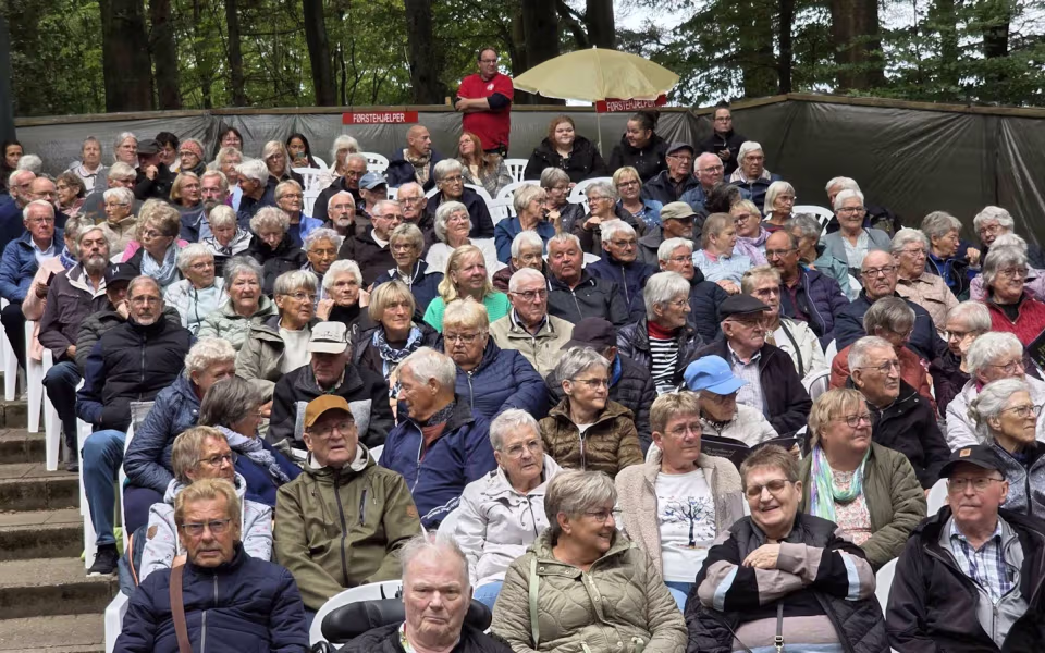 Billeder fra Ølgod Sommerspil 2025 mandag aften.