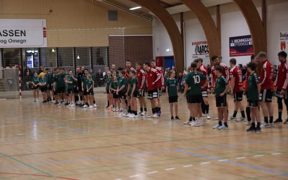 Blåbjerg HK  fejrer håndboldfest trods nederlag