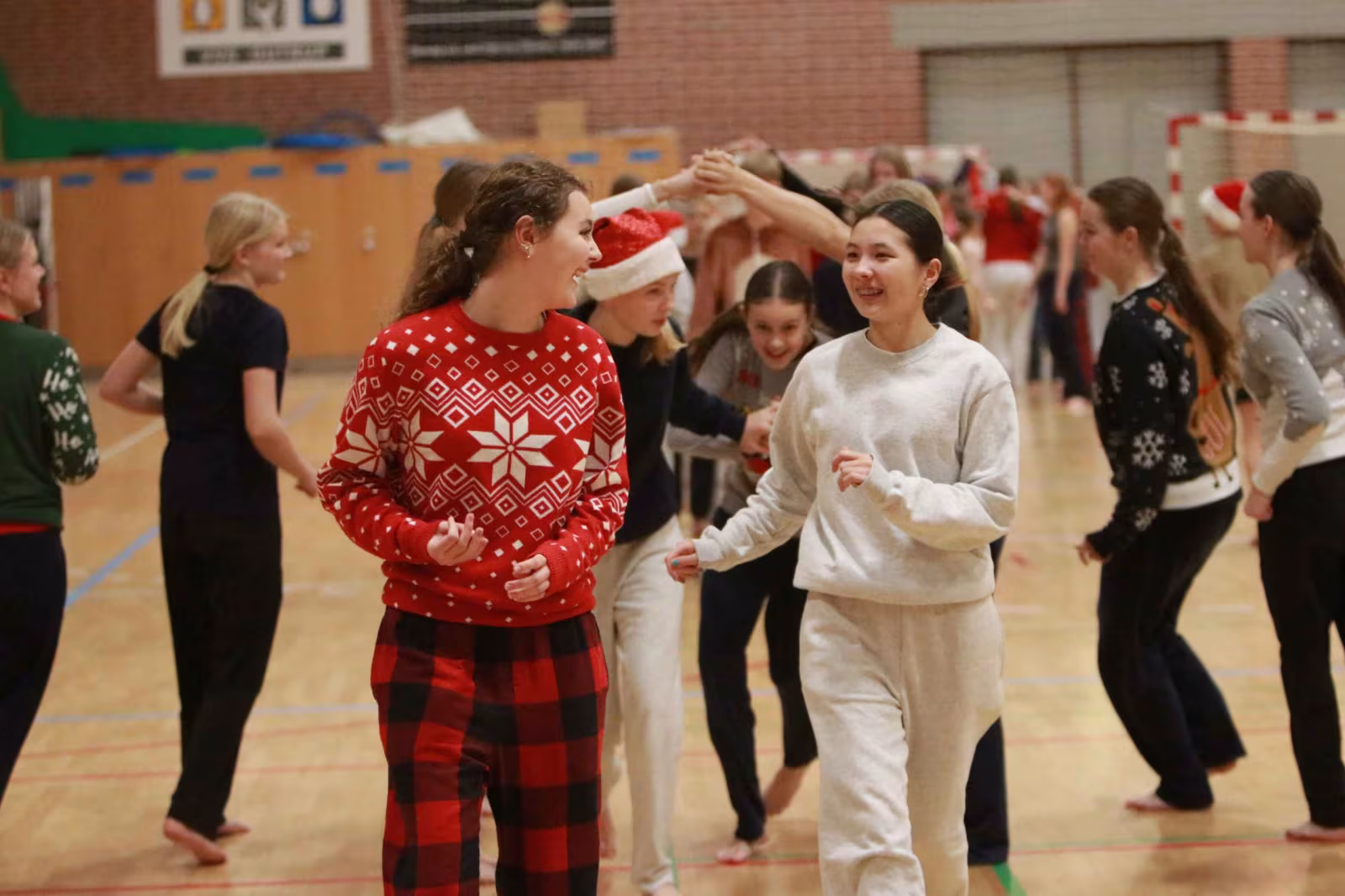 Gymnastikhold forener sport og kulturarv