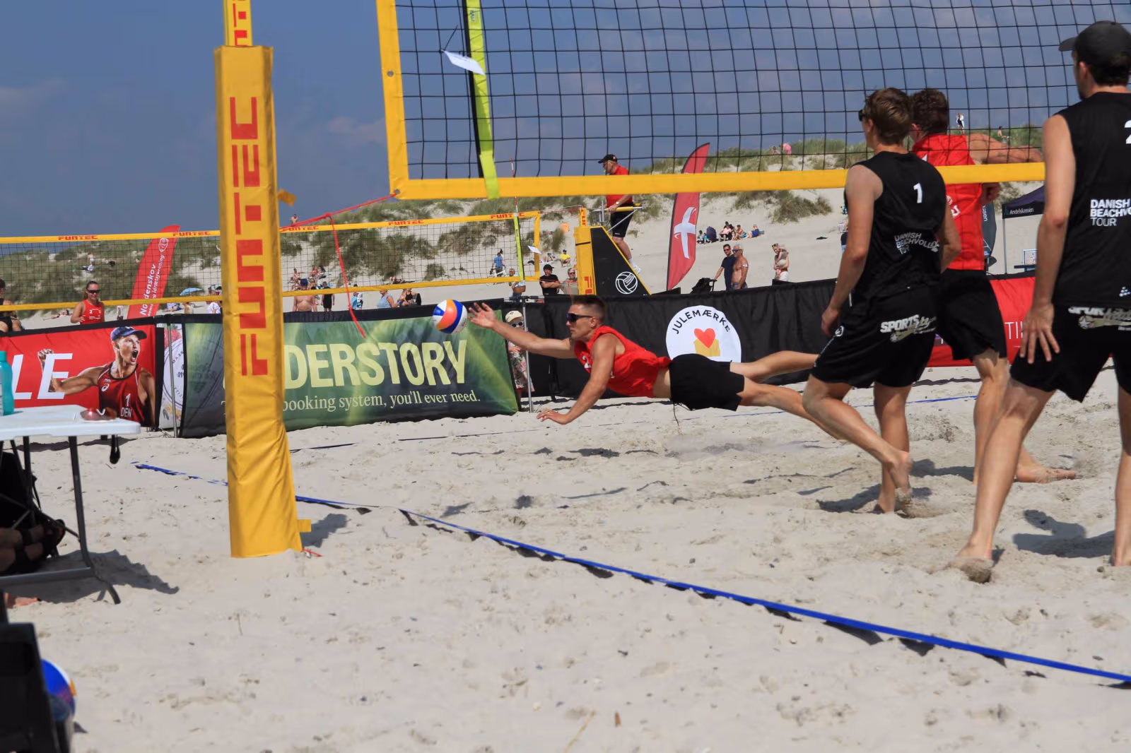 Beachvolleyfest ved Vesterhavet