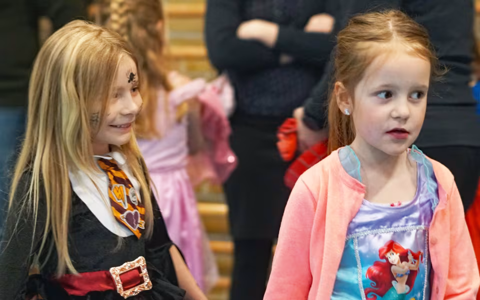 De fineste, farligste og mest kreative kostumer blev fundet frem til fastelavnsfesten på Ansager skole
