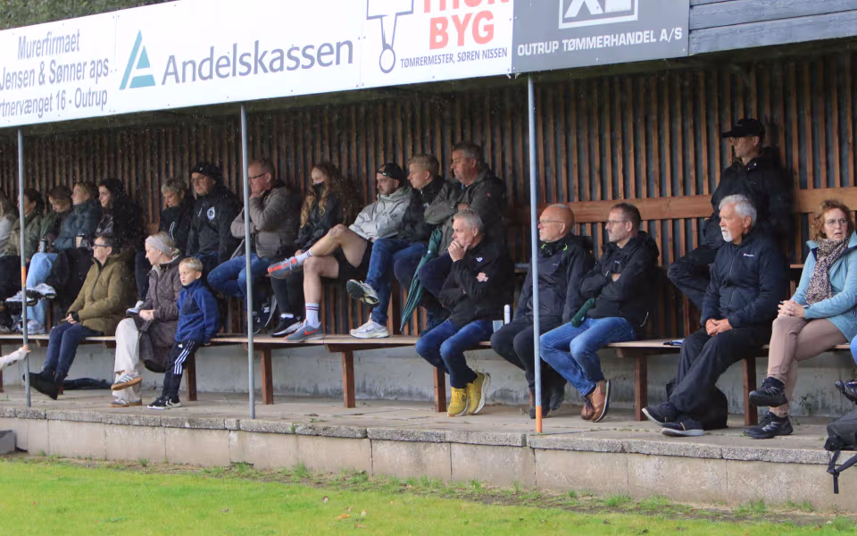 Varde IF fastholder førstepladsen