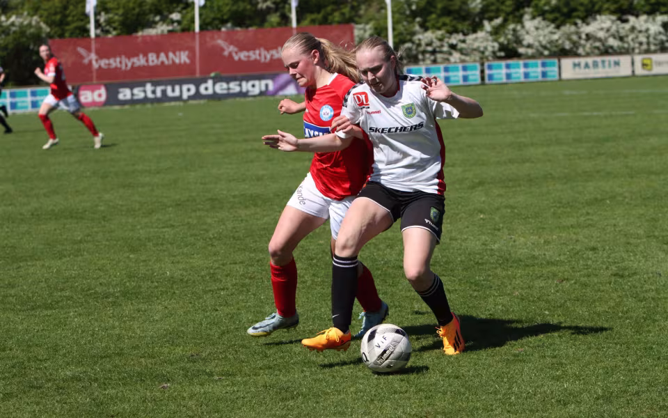 Varde U-19 piger sejrer hjemme